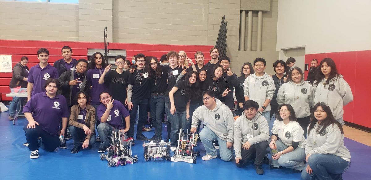Our+Robotics+Team+%28Left%29+pose+with+the+other+teams+at+the+LAUSD+Robotics+Competition+alongside+their+amazing+robots.